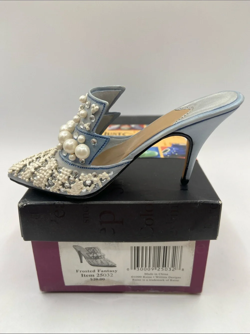 Just The Right Shoe by Raine Frosted Fantasy Miniature Shoe Figurine Collectible